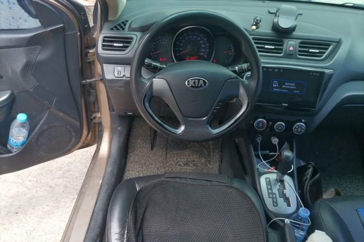 Used Kia K2 2015 Sedan 1.4L Automatic GLS Steering Wheel