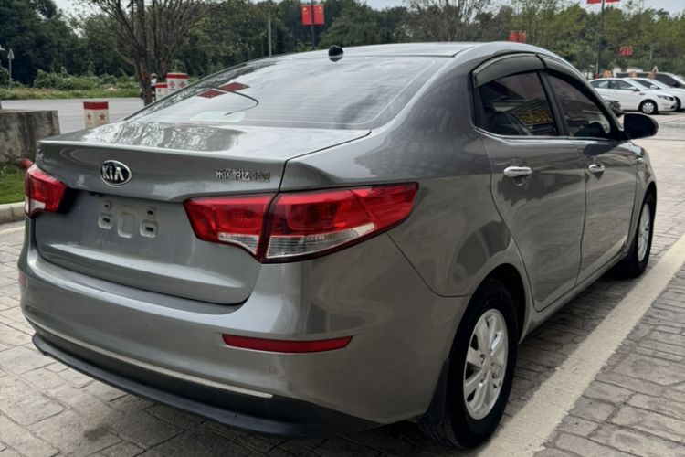 Used Kia K2 2015 Sedan 1.4L MT GLS Exterior 3