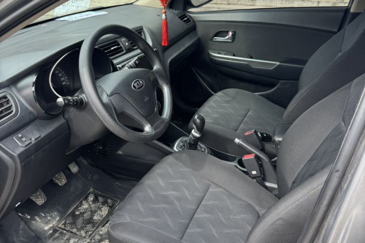 Used Kia K2 2015 Sedan 1.4L MT GLS Interior 2