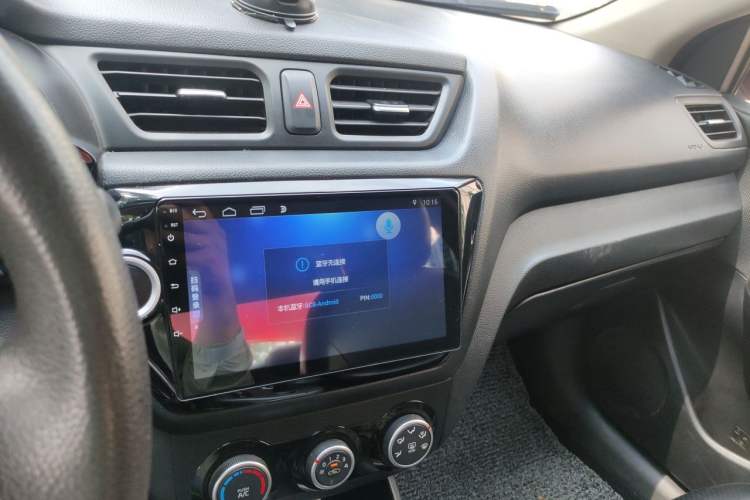 Used Kia K2 2015 Sedan 1.4L Automatic GLS Audio And AC Panel