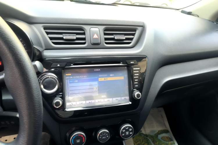 Used Kia K2 2015 Sedan 1.4L Automatic GLS Audio And AC Panel
