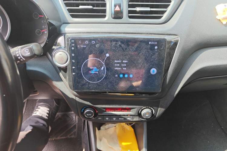 Used Kia K2 2015 Sedan 1.6L Automatic Transmission Premium Audio And AC Panel