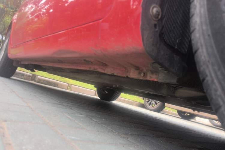 Used Kia K2 2015 Hatchback 1.4L AT GLS Cool Edition Chassis Front Right