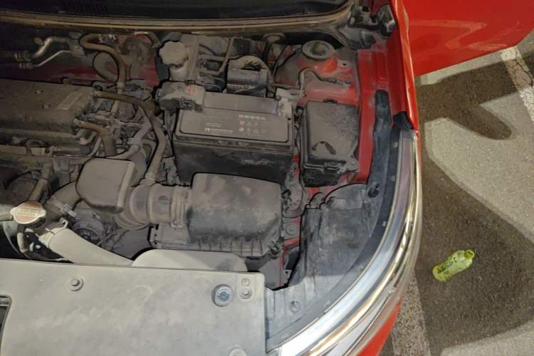 Used Kia K2 2015 Sedan 1.4L MT GLS Engine Bay Left