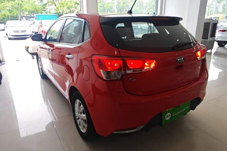 Used Kia K2 2015 Hatchback 1.4L AT GLS Cool Edition Exterior 2