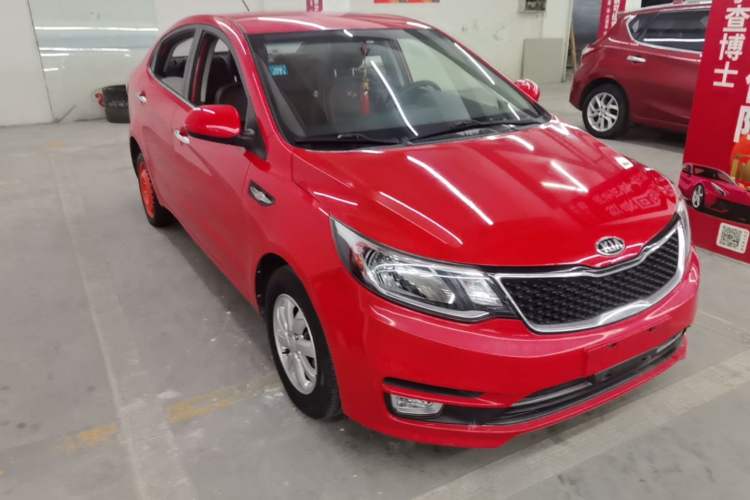 Used Kia K2 2015 Sedan 1.4L Automatic GLS Front Right 45 Deg