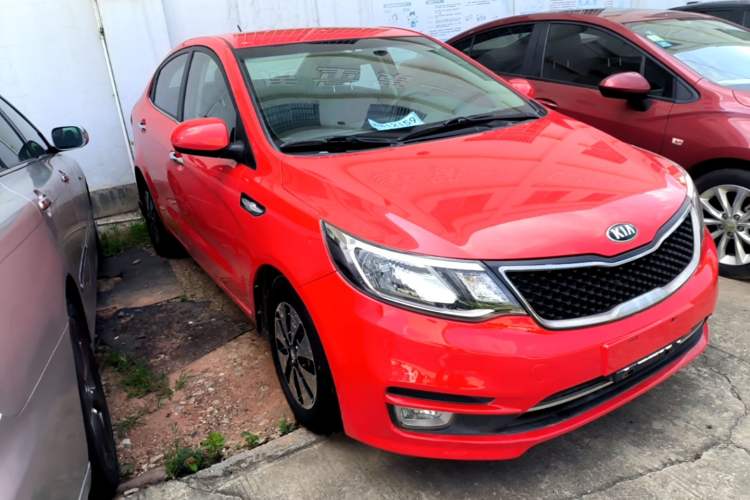 Used Kia K2 2015 Sedan 1.4L Automatic GLS Front Right 45 Deg