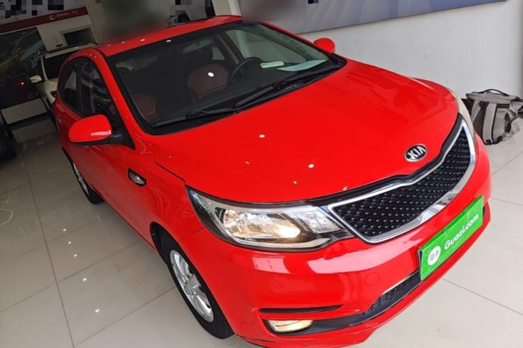 Used Kia K2 2015 Hatchback 1.4L AT GLS Cool Edition Front Right 45 Deg