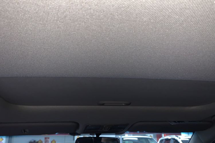 Used Kia K2 2015 Hatchback 1.4L AT GLS Cool Edition Headliner