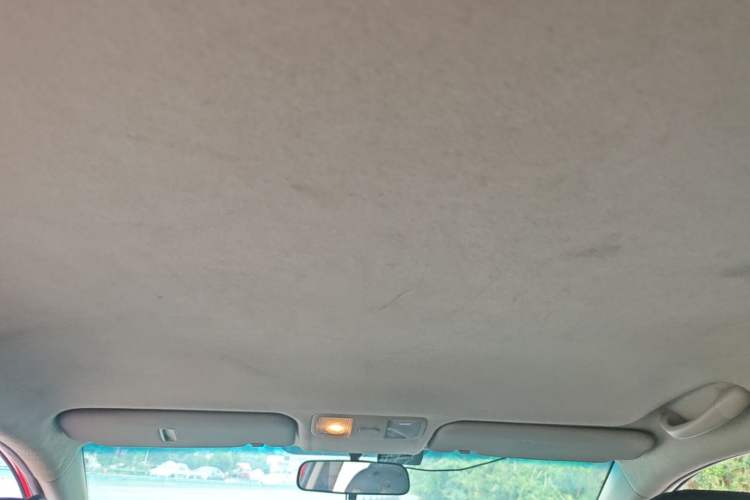 Used Kia K2 2015 Sedan 1.4L MT GLS Headliner