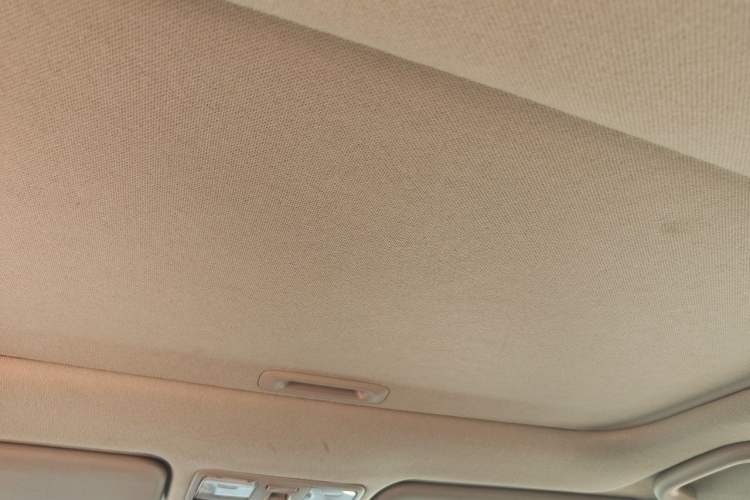 Used Kia K2 2015 Sedan 1.6L Automatic Transmission Premium Headliner