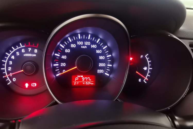 Used Kia K2 2015 Sedan 1.4L Automatic GLS Instrument Cluster