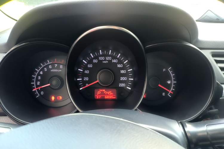 Used Kia K2 2015 Sedan 1.4L Automatic GLS Instrument Cluster