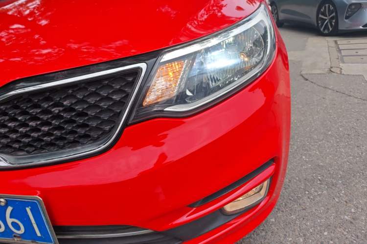Used Kia K2 2015 Sedan 1.4L MT GLS Left Front Headlight