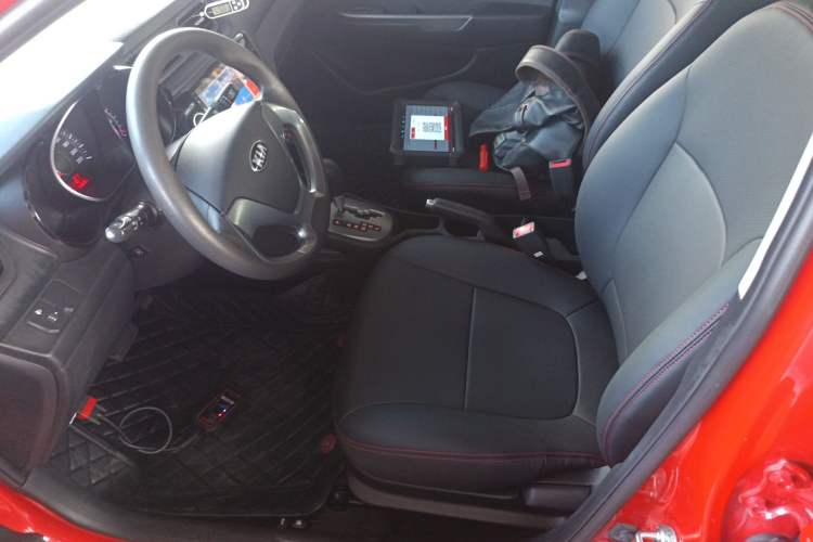 Used Kia K2 2015 Sedan 1.4L Automatic GLS Left Front Seat