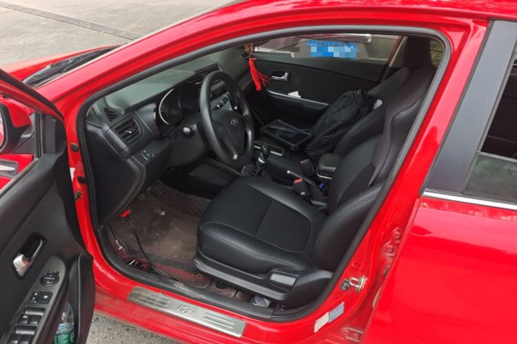 Used Kia K2 2015 Sedan 1.4L MT GLS Left Front Seat