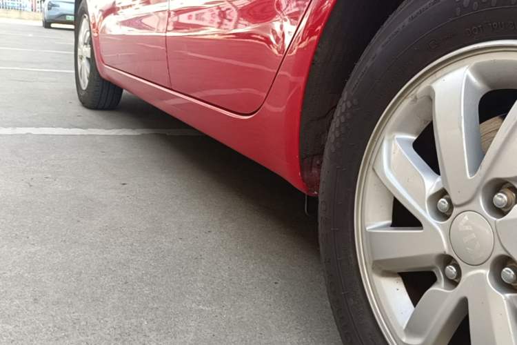 Used Kia K2 2015 Sedan 1.4L MT GLS Left Side Sill