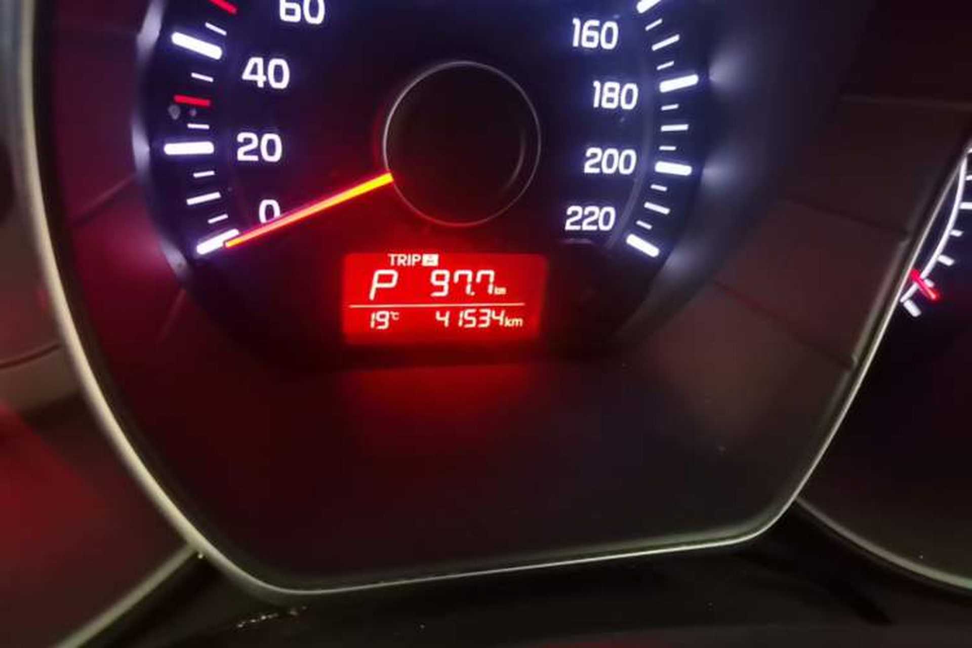 Used Kia K2 2015 Sedan 1.4L Automatic GLS Odometer Close Up