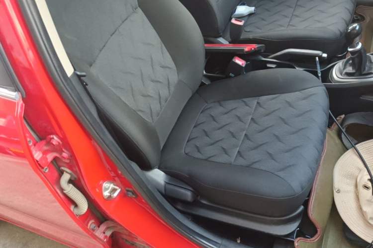 Used Kia K2 2015 Sedan 1.4L MT GLS Right Front Seat