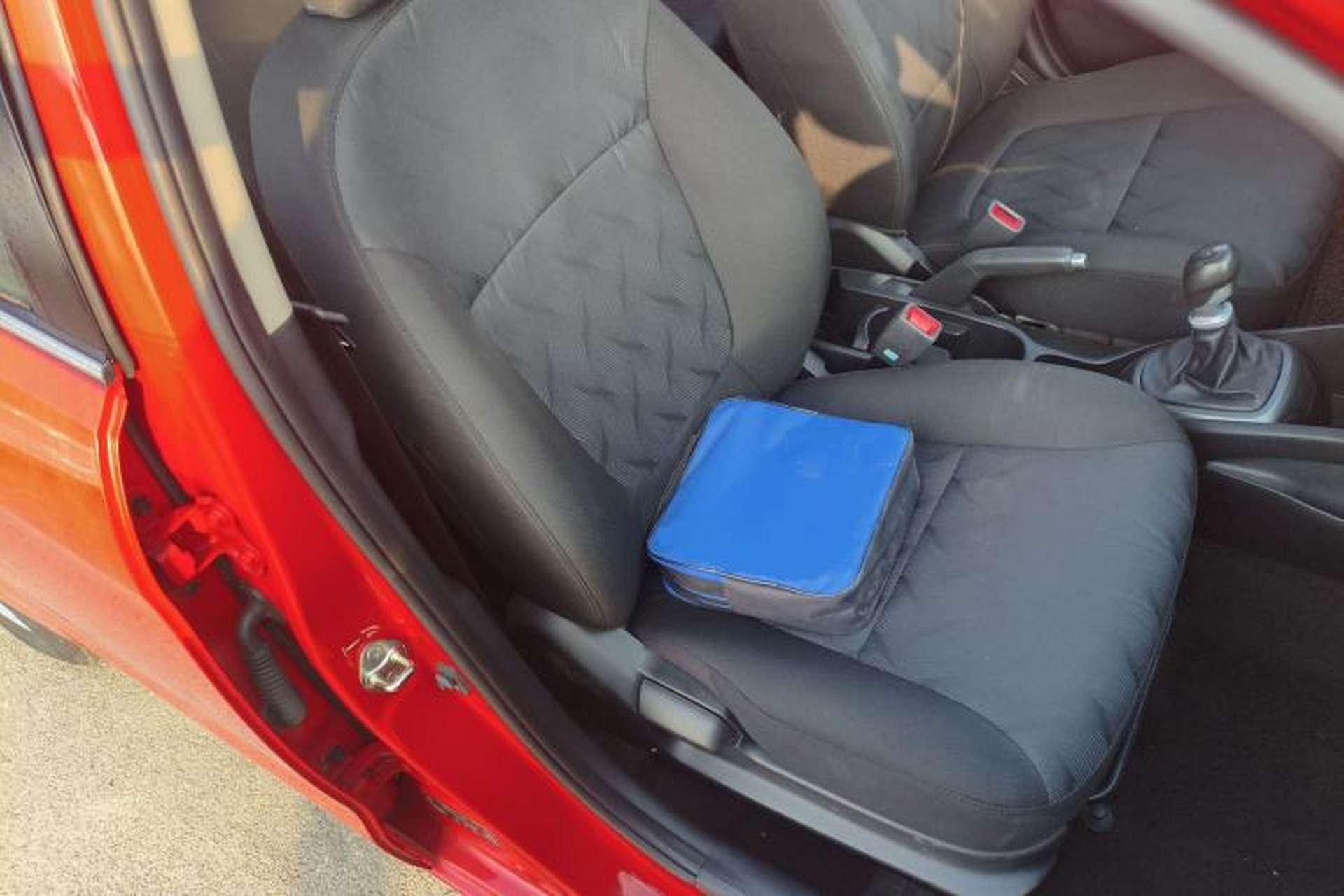 Used Kia K2 2015 Sedan 1.4L MT GLS Right Front Seat
