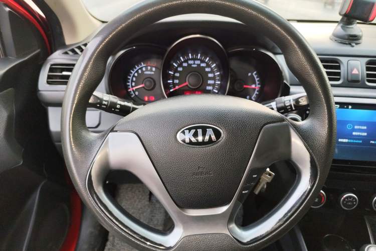 Used Kia K2 2015 Sedan 1.4L Automatic GLS Steering Wheel