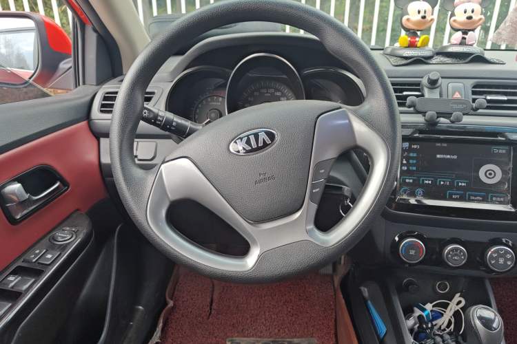 Used Kia K2 2015 Hatchback 1.4L AT GLS Cool Edition Steering Wheel