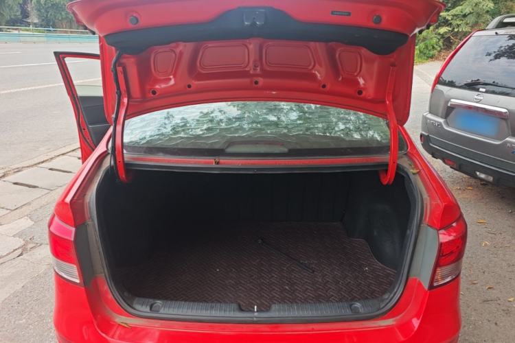 Used Kia K2 2015 Sedan 1.4L MT GLS Trunk