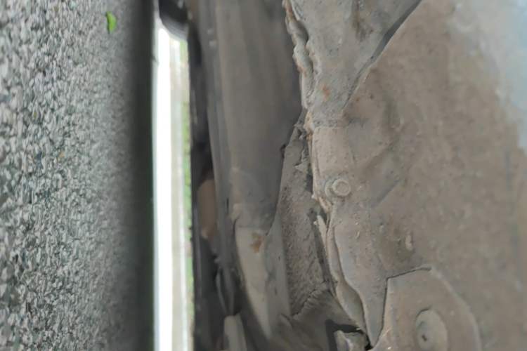 Used Kia K2 2015 Sedan 1.4L MT GLS Chassis Front Right