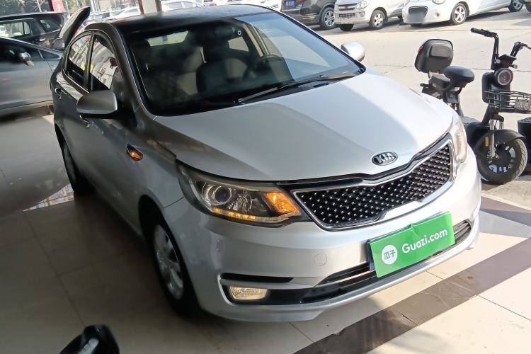 Used Kia K2 2015 Sedan 1.4L MT GLS Exterior 2