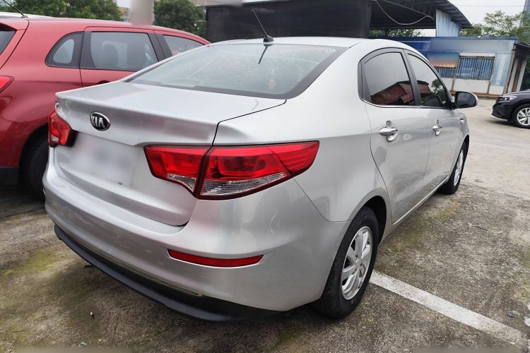 Used Kia K2 2015 Sedan 1.4L MT GLS Exterior 4