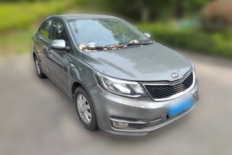 Used Kia K2 2015 Sedan 1.4L MT GLS Front Right 45 Deg