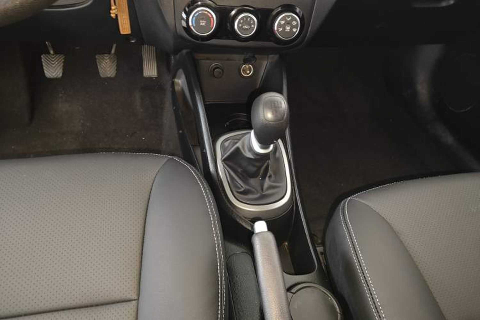 Used Kia K2 2015 Sedan 1.4L MT GLS Gear Lever