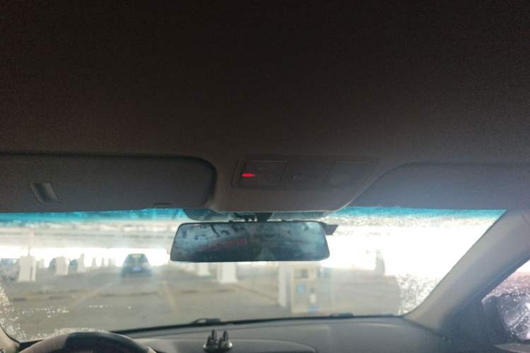 Used Kia K2 2015 Sedan 1.4L MT GLS Headliner
