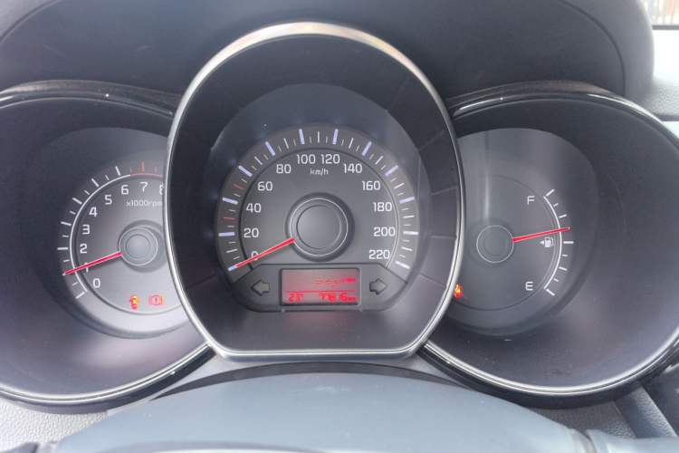 Used Kia K2 2015 Sedan 1.4L MT GLS Instrument Cluster