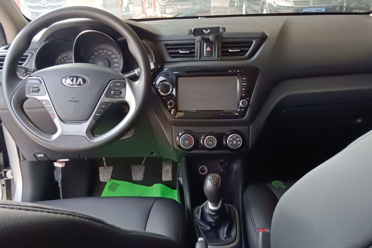 Used Kia K2 2015 Sedan 1.4L MT GLS Interior 2