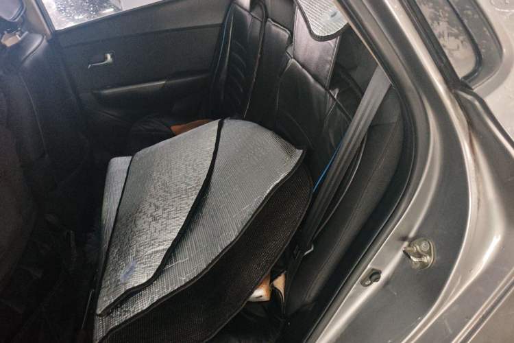 Used Kia K2 2015 Sedan 1.4L MT GLS Left Rear Seat