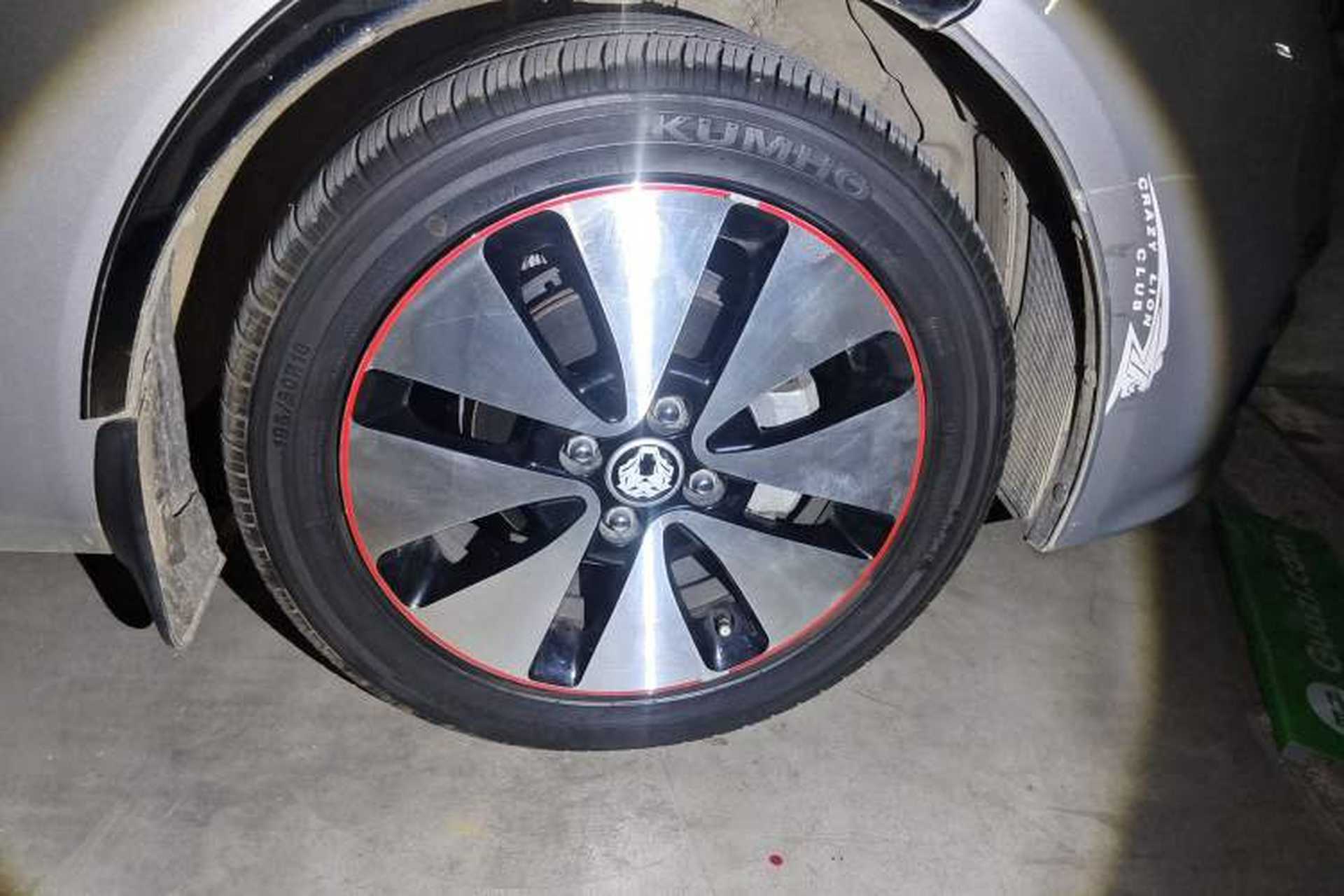 Used Kia K2 2015 Hatchback 1.4L MT GLS Cool Edition Right Front Wheel Hub