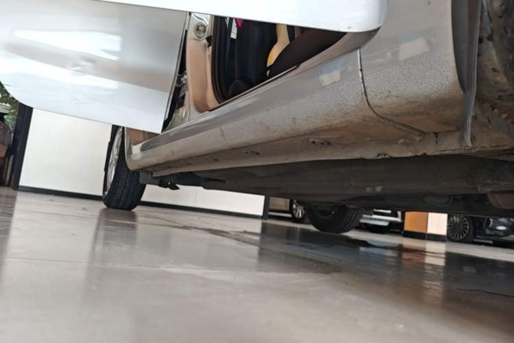 Used Kia K2 2015 Sedan 1.4L MT GLS Right Side Sill