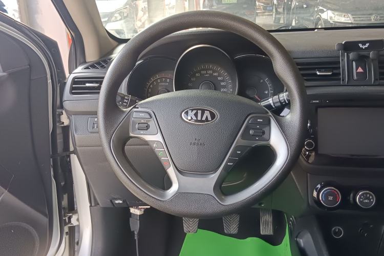 Used Kia K2 2015 Sedan 1.4L MT GLS Steering Wheel