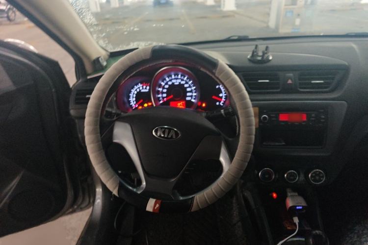 Used Kia K2 2015 Sedan 1.4L MT GLS Steering Wheel
