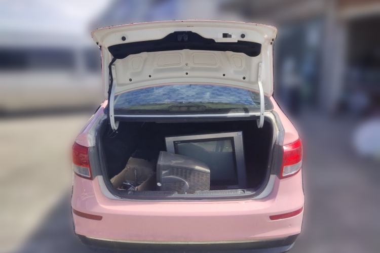 Used Kia K2 2015 Sedan 1.4L Automatic GLS Trunk