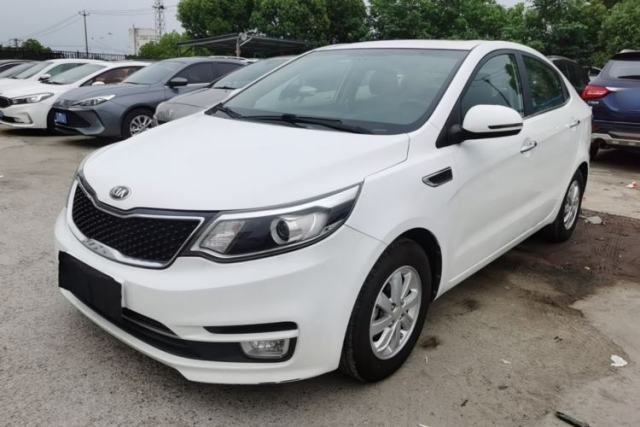 Used Kia K2 2015 Sedan 1.4L MT TOP