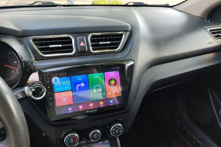 Used Kia K2 2015 Sedan 1.4L MT GLS Audio And AC Panel