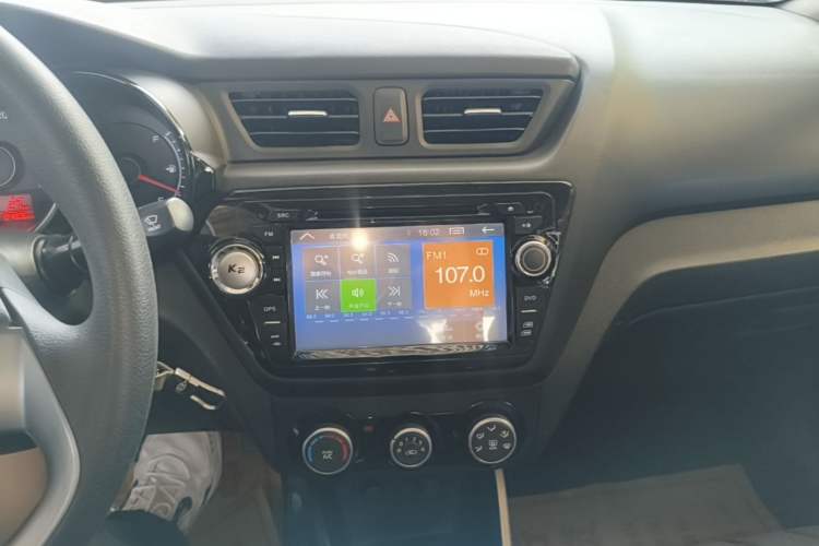 Used Kia K2 2015 Sedan 1.4L Automatic GLS Audio And AC Panel