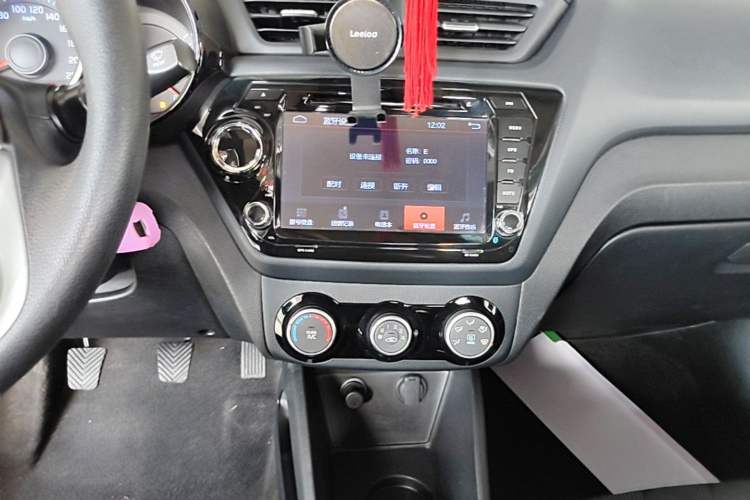 Used Kia K2 2015 Sedan 1.4L MT GLS Audio And AC Panel