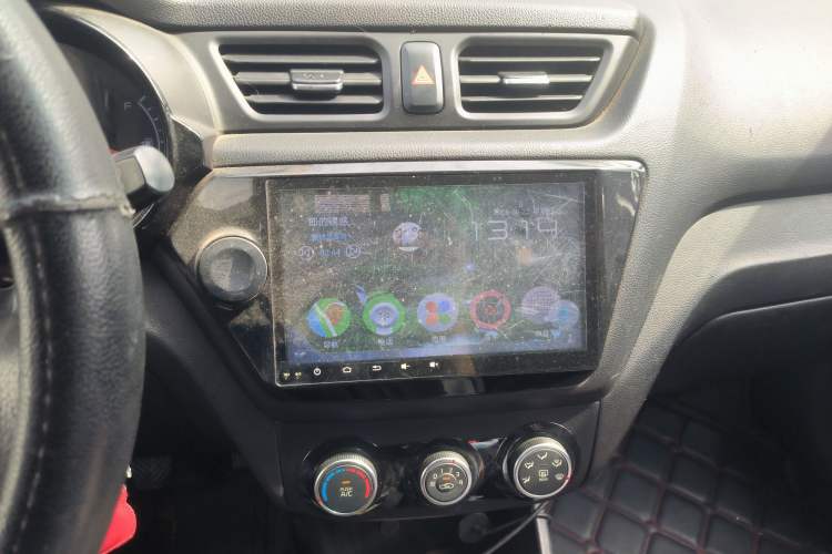Used Kia K2 2015 Sedan 1.4L MT GLS Audio And AC Panel