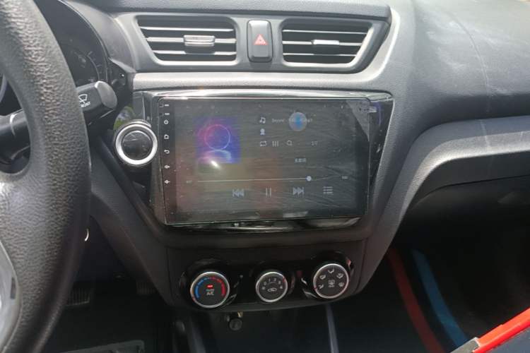 Used Kia K2 2015 Sedan 1.4L Automatic GLS Audio And AC Panel