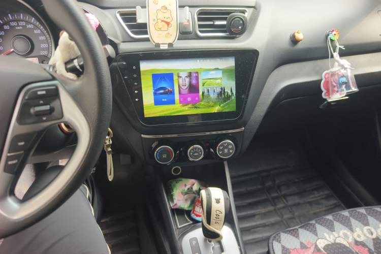 Used Kia K2 2015 Sedan 1.4L Automatic GLS Audio And AC Panel