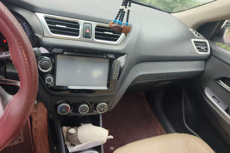 Used Kia K2 2015 Sedan 1.4L MT GLS Audio And AC Panel
