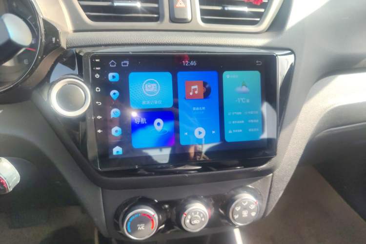 Used Kia K2 2015 Sedan 1.4L Automatic GLS Audio And AC Panel